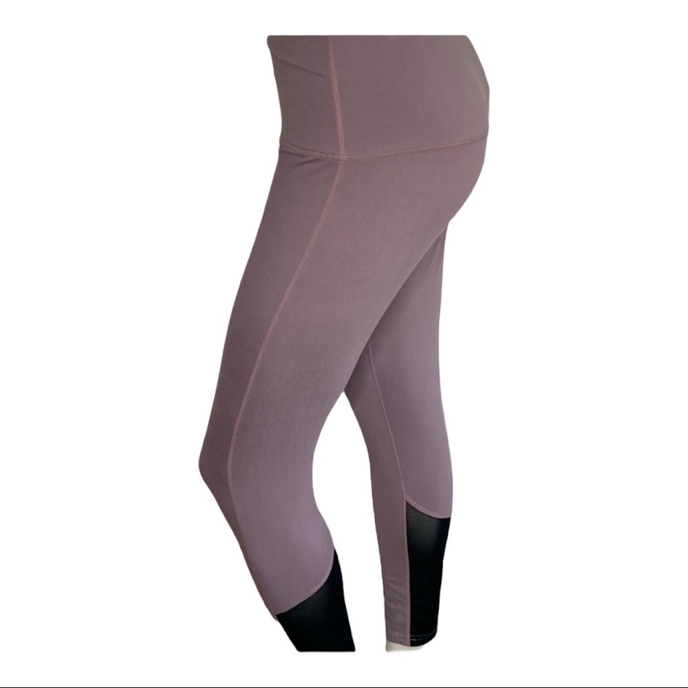 Leg End Leggings Sz Large